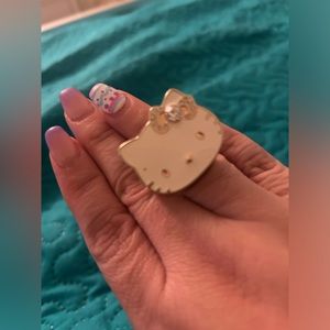 - New I. Box Hello Kitty perfume ring